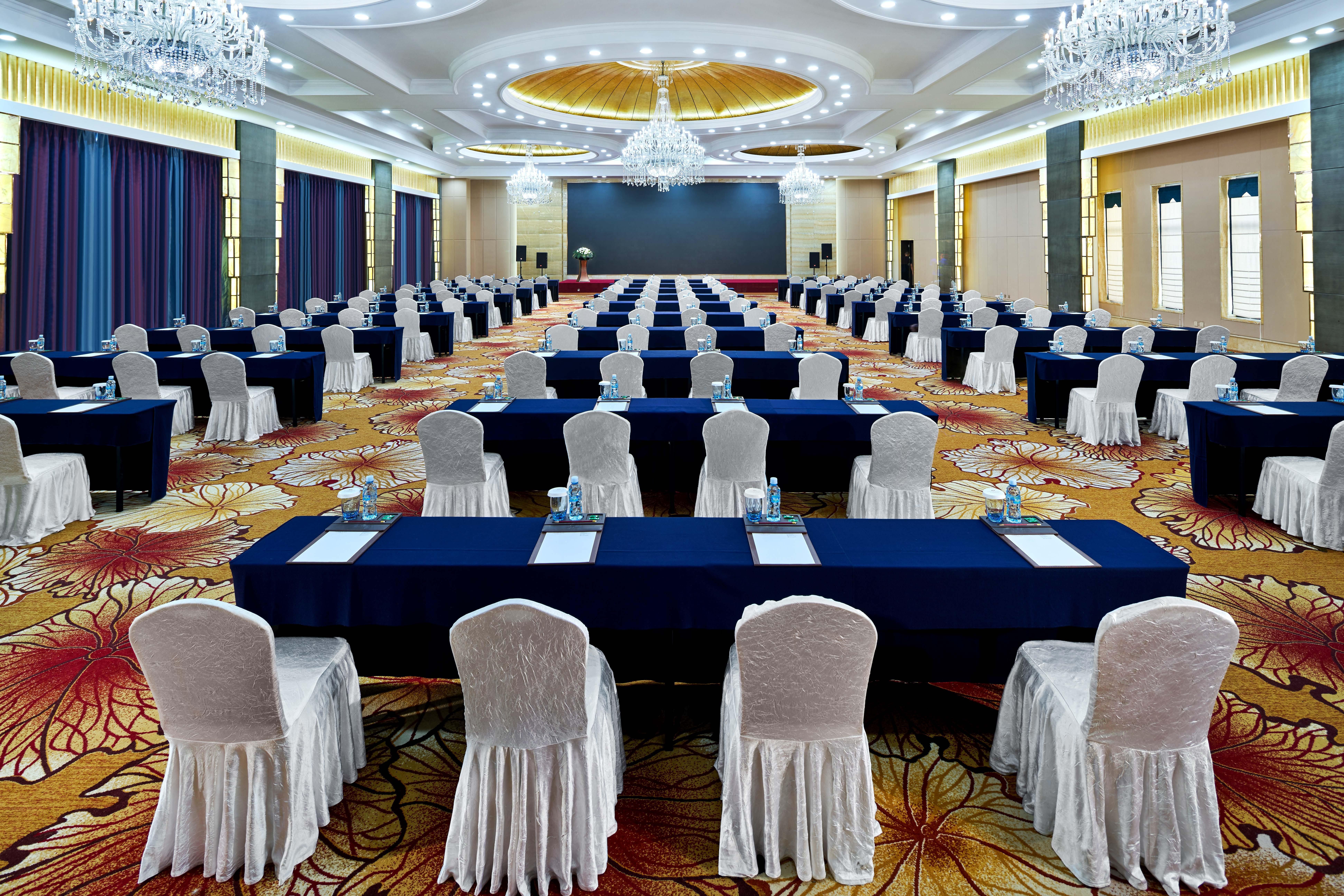 Crowne Plaza Ordos, An Ihg Hotel Extérieur photo